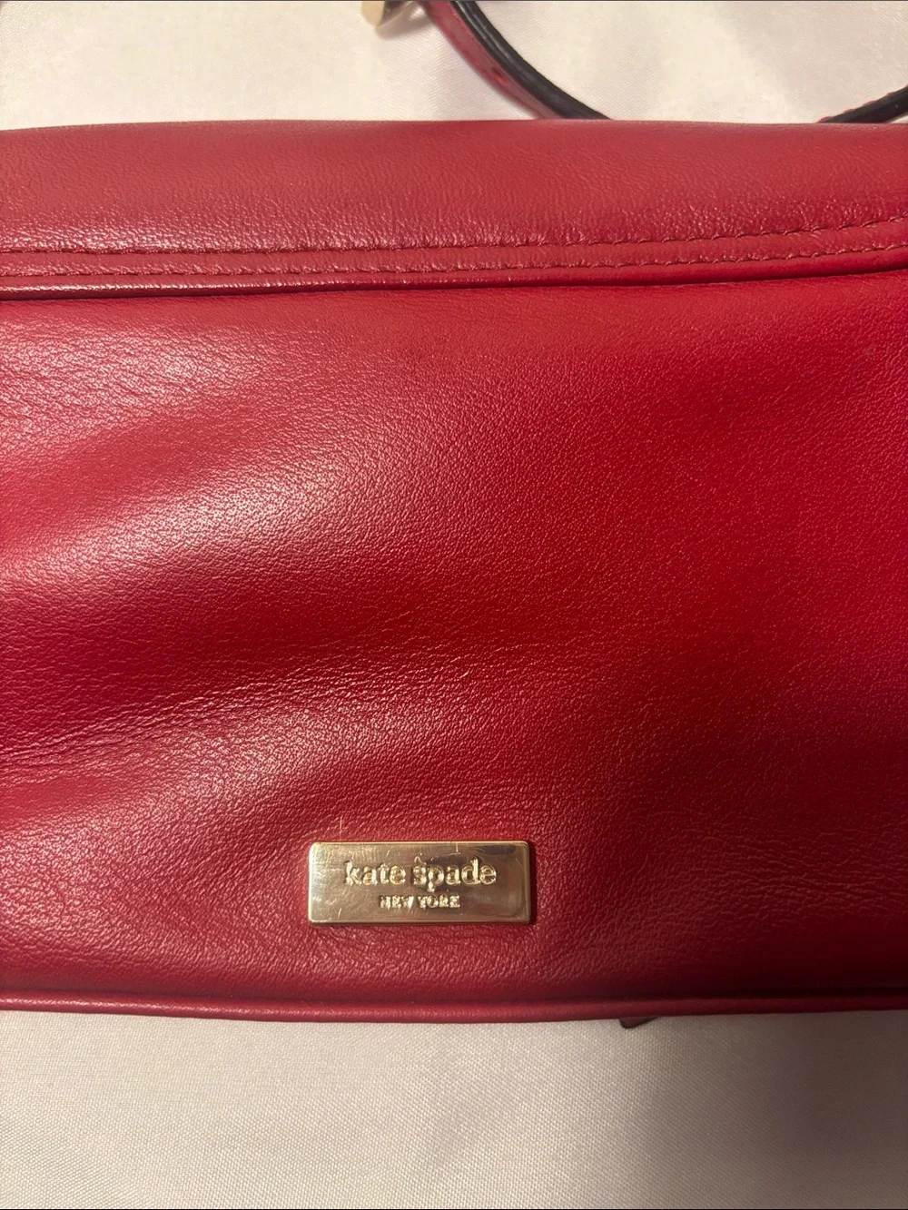 EUC Kate Spade Dynasty Red Leather Aster Montrose Avenue Bow Crossbody Bag